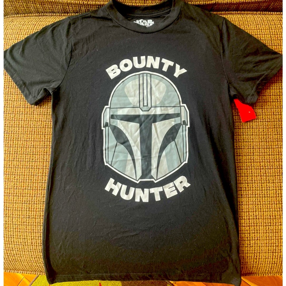 Disney Star Wars Mandalorian T-shirt Black Adult Small - EUC!